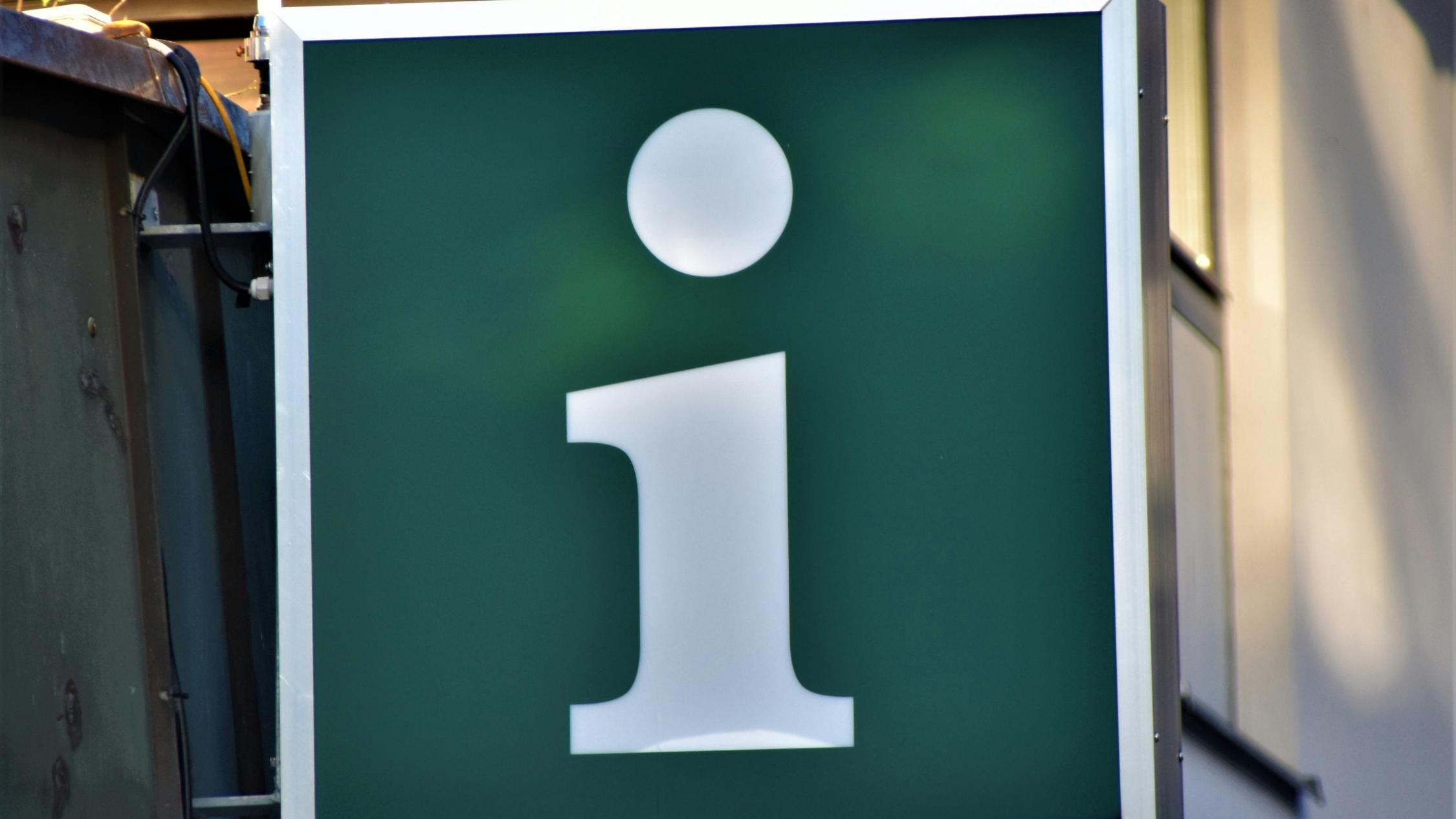 Info, Foto: Waldemar Brandt, unsplash.com