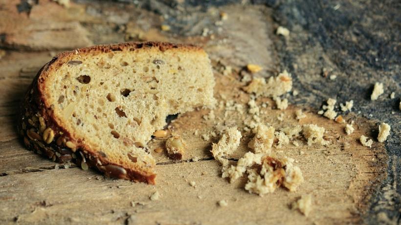 Brotkrümel