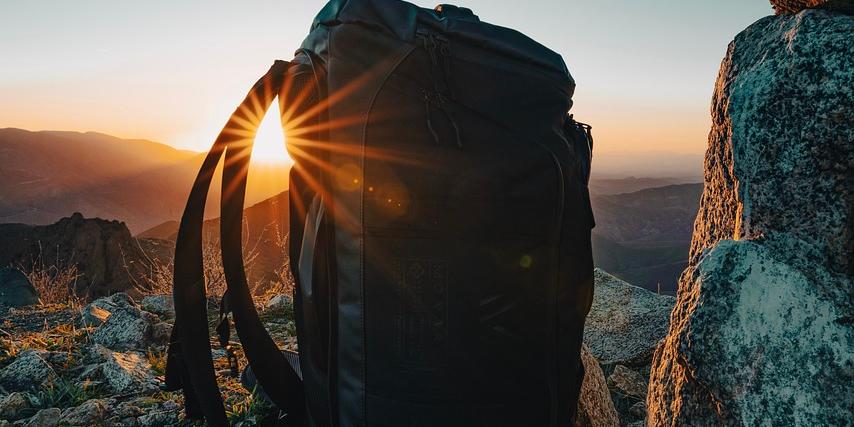 backpack-7832746_1280