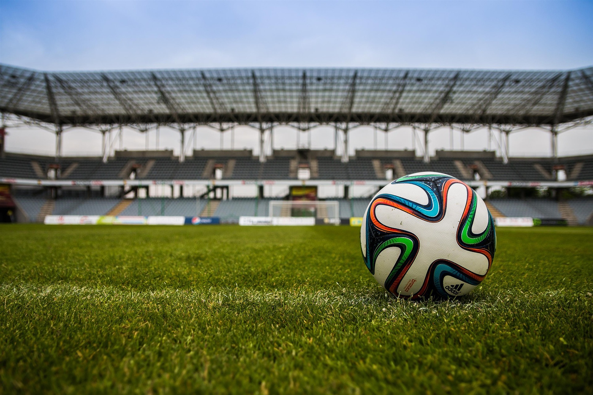 jarmoluk-football-488714_1920
